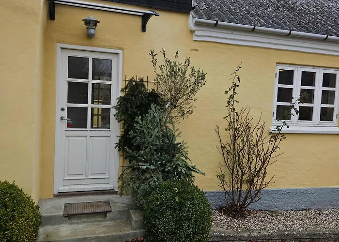 Idyllic Surrounded By Fields Holiday home *