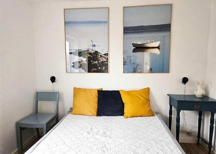 Idyllic Surrounded By Fields Feriehus Tranekær